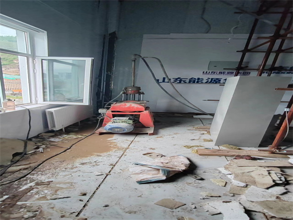 睢阳地基基础下沉墙体裂缝加固注浆顶升施工